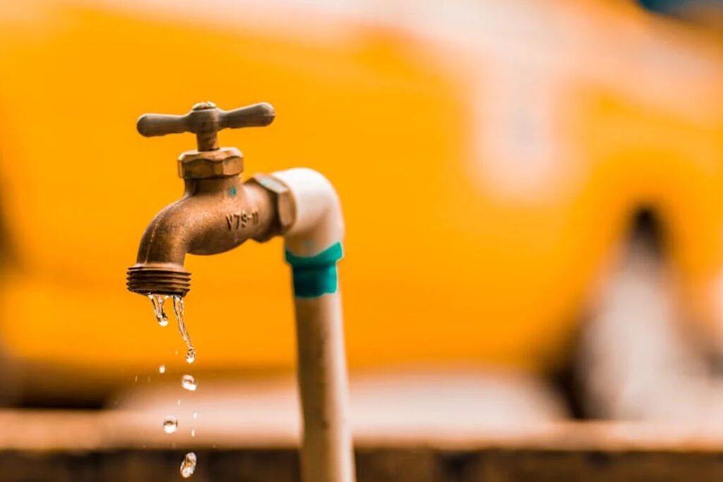 torneira agua falta sanepar